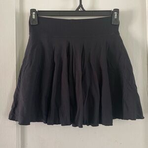 2 Pack Black/white Athletic Skirt